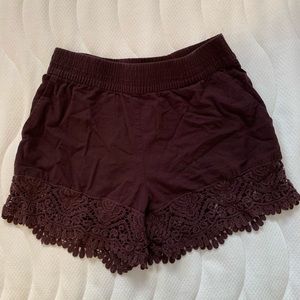 Dark red summer shorts 🌹